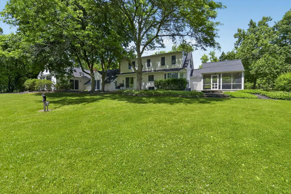 48377 Gyde Road Canton, MI 48187