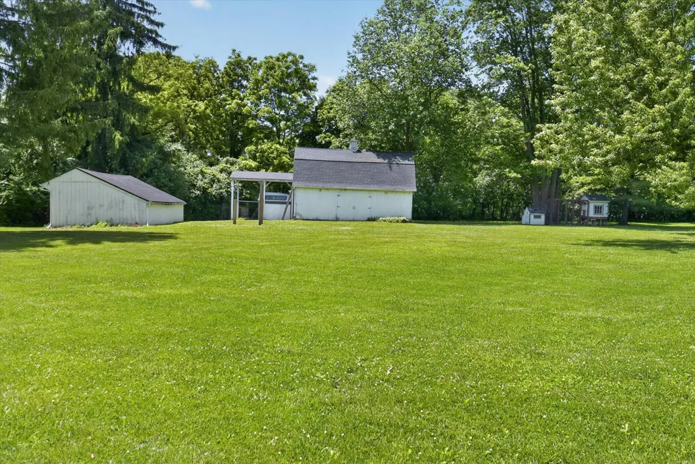 48377 Gyde Road Canton, MI 48187