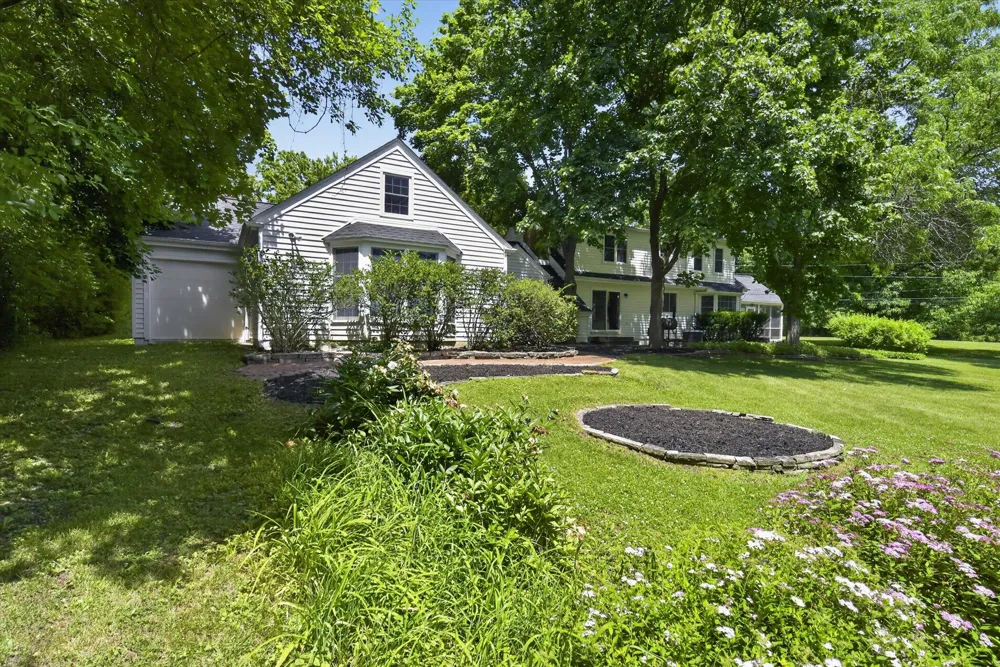 48377 Gyde Road Canton, MI 48187