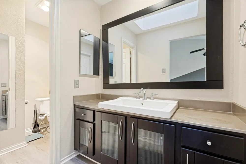 3635 Garden Brook Drive #14100 Farmers Branch, TX 75234