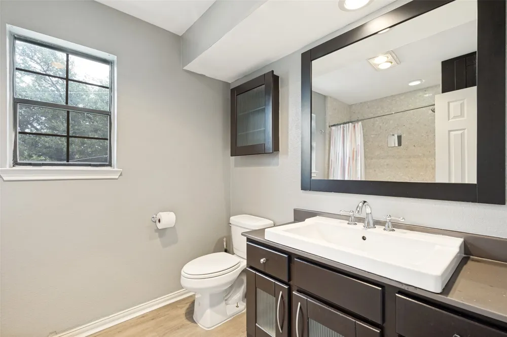 3635 Garden Brook Drive #14100 Farmers Branch, TX 75234