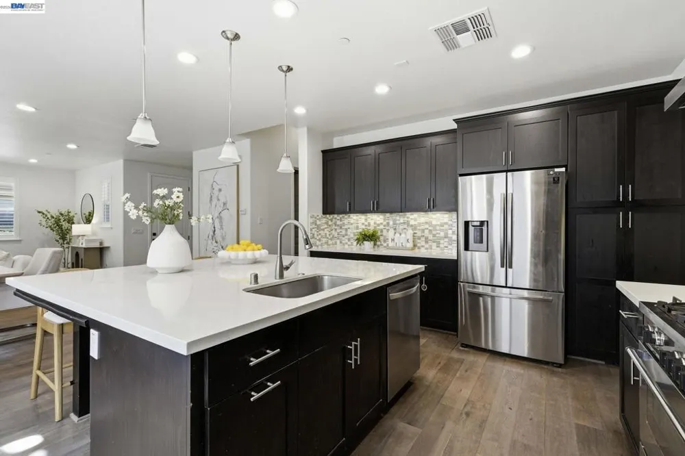 416 Dewitt Ln Alameda, CA 94501