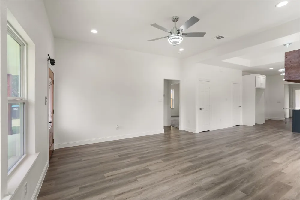 1015 Stella Street Fort Worth, TX 76104