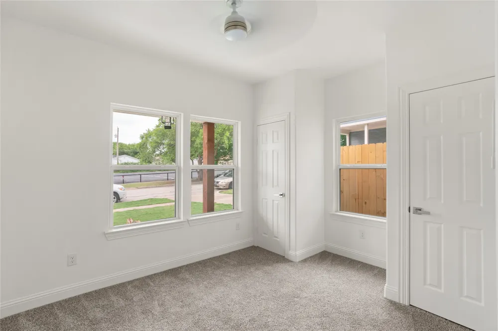 1015 Stella Street Fort Worth, TX 76104