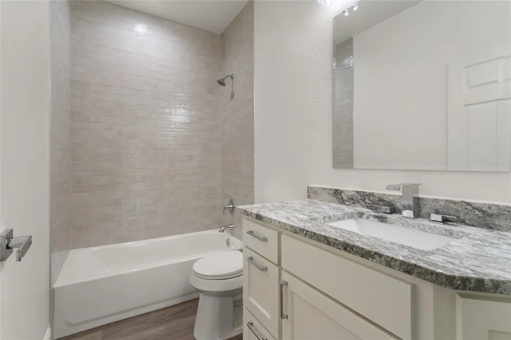 1015 Stella Street Fort Worth, TX 76104