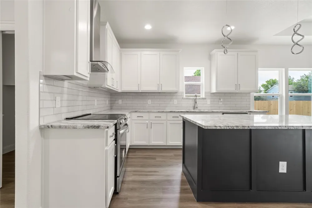 1015 Stella Street Fort Worth, TX 76104