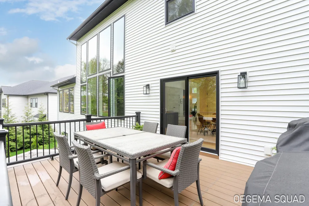 5391 Eaglepass Drive Hudsonville, MI 49426