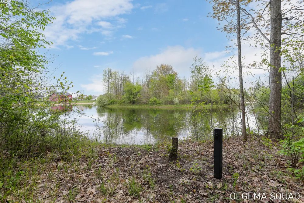 5391 Eaglepass Drive Hudsonville, MI 49426
