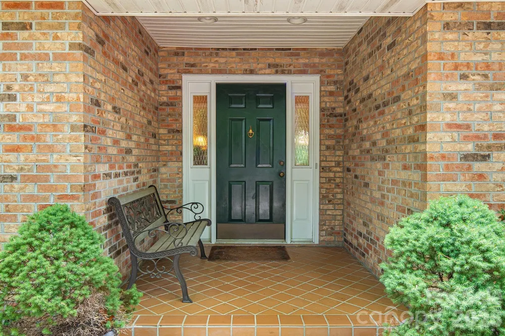 1851 Riverview Court Hendersonville, NC 28739