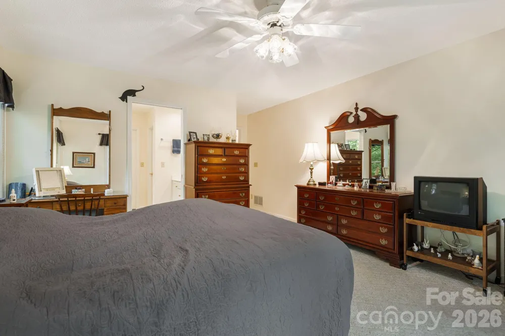 1851 Riverview Court Hendersonville, NC 28739
