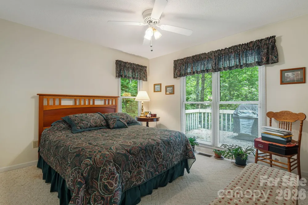 1851 Riverview Court Hendersonville, NC 28739