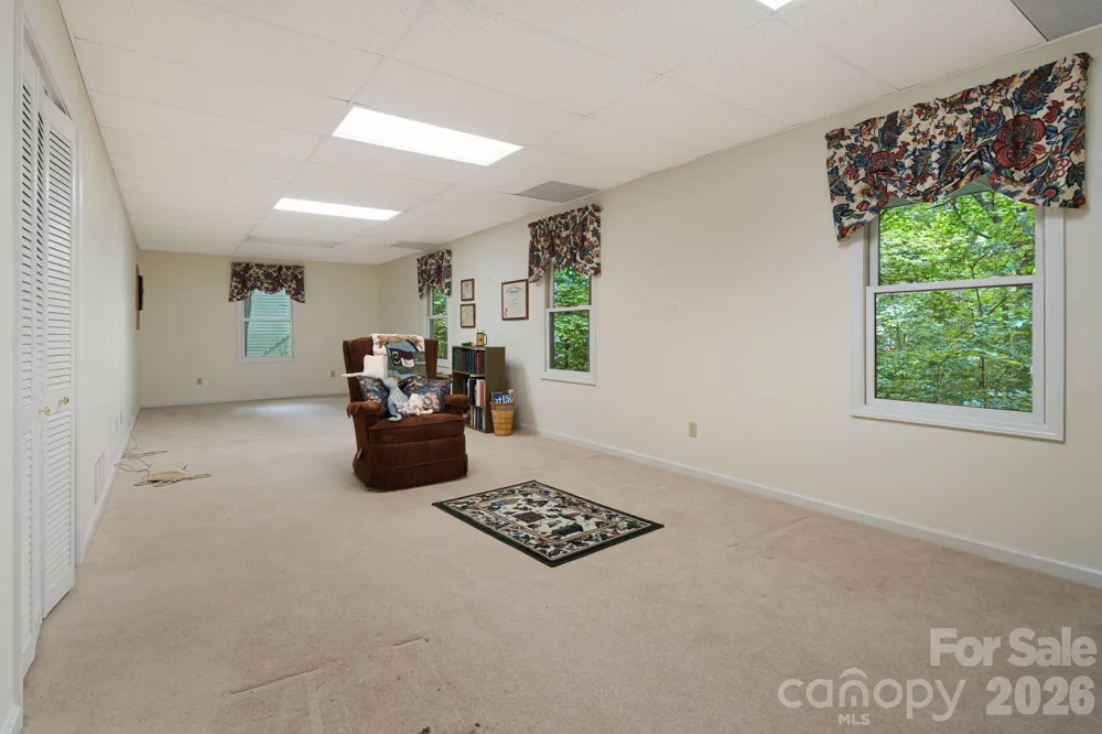 1851 Riverview Court Hendersonville, NC 28739