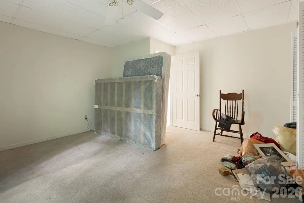 1851 Riverview Court Hendersonville, NC 28739