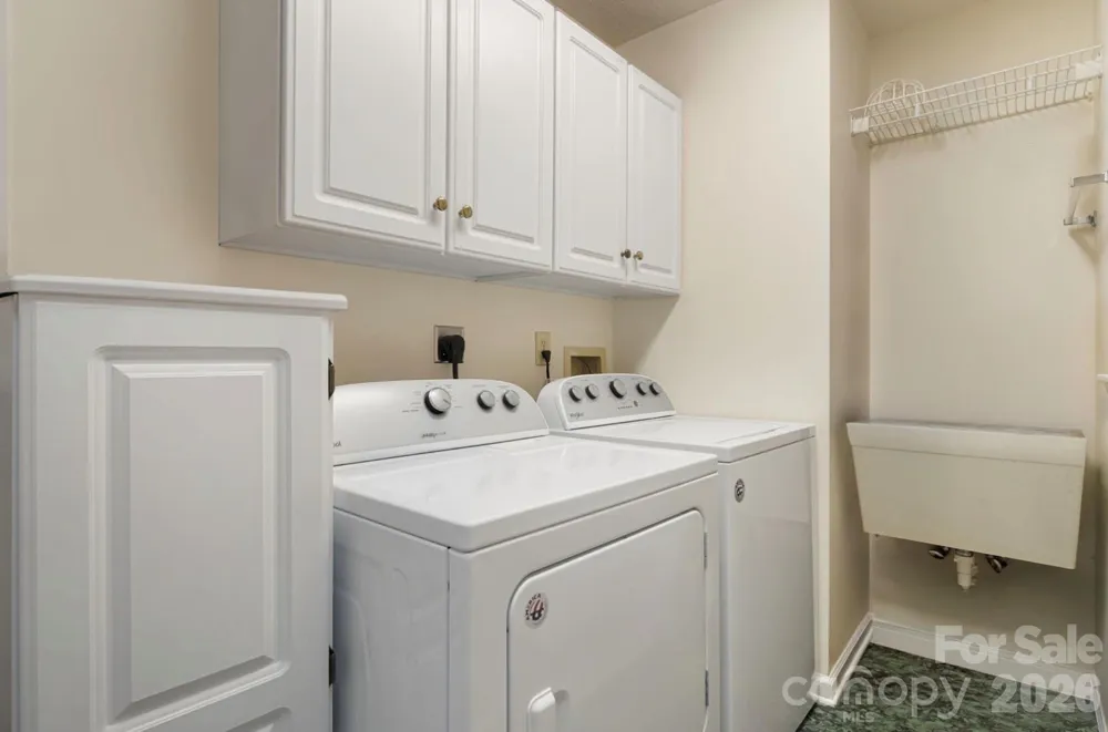 1851 Riverview Court Hendersonville, NC 28739