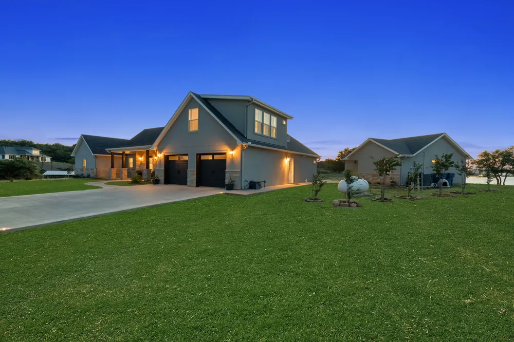 313 Hidden Shores Drive Cisco, TX 76437