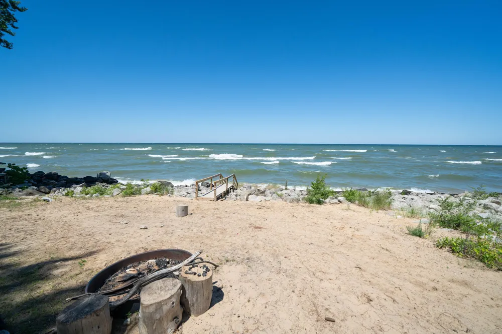 Ramblewood Circle Covert, MI 49043