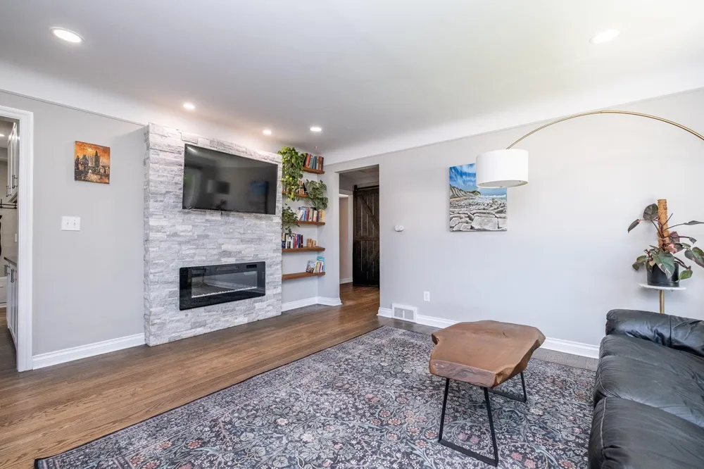 332 Normandy Road Royal Oak, MI 48073