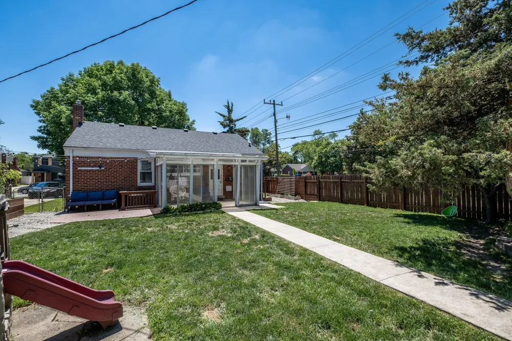 332 Normandy Road Royal Oak, MI 48073