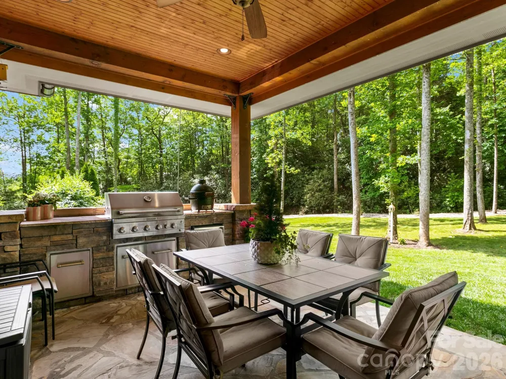 80 Highlander Falls Way Zirconia, NC 28790