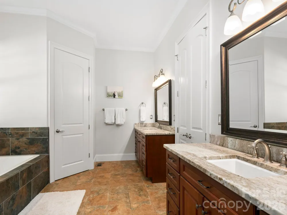 80 Highlander Falls Way Zirconia, NC 28790