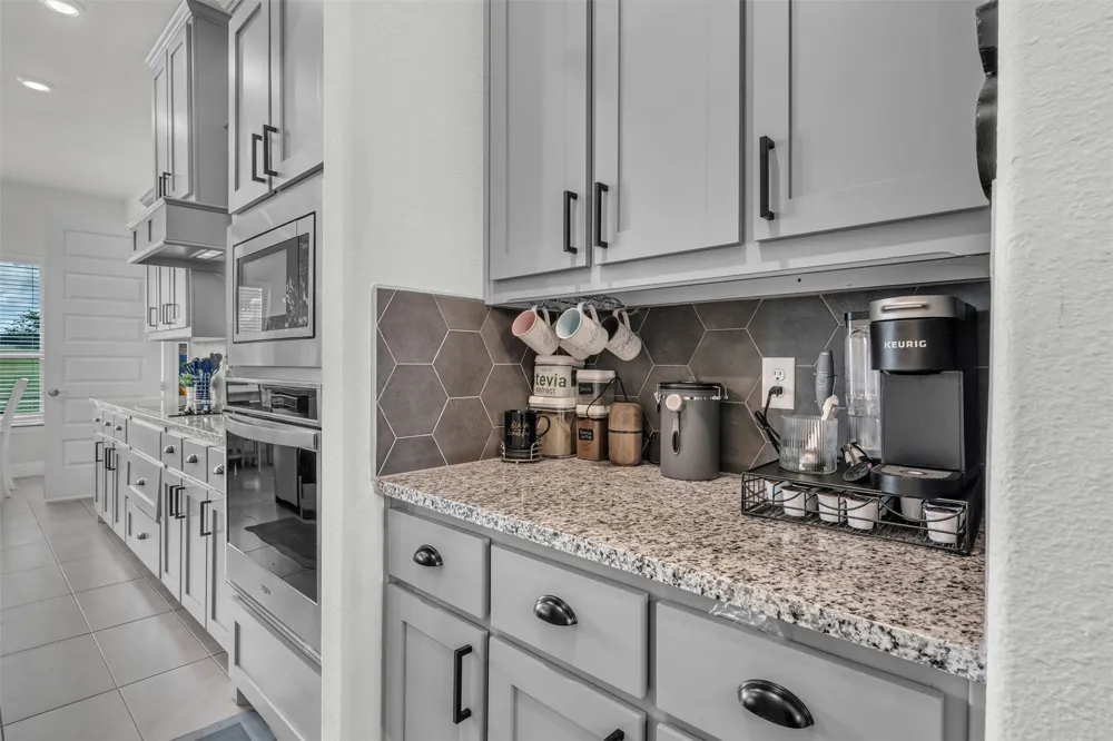 231 Berkeley Drive Waxahachie, TX 75167