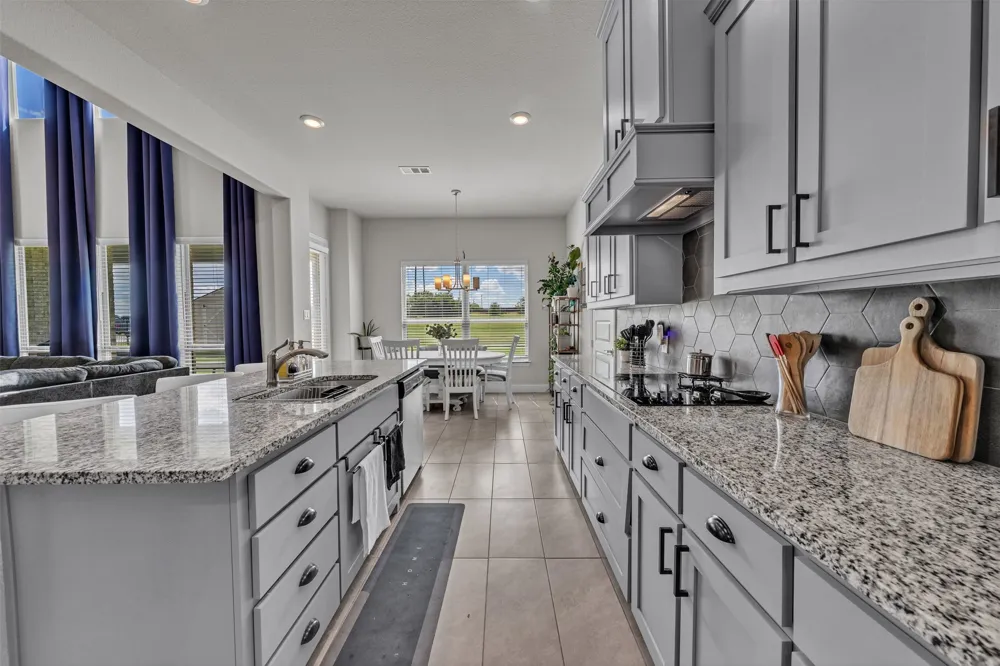 231 Berkeley Drive Waxahachie, TX 75167