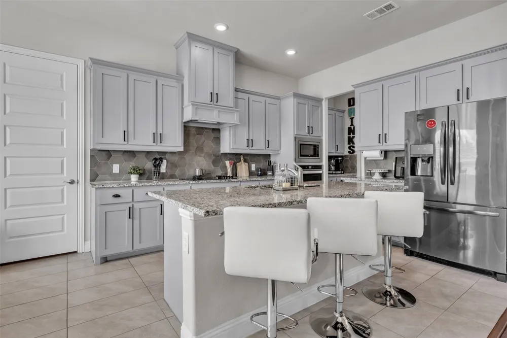 231 Berkeley Drive Waxahachie, TX 75167