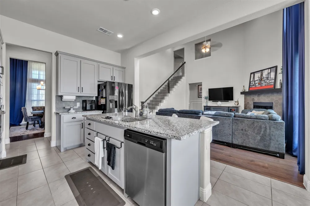 231 Berkeley Drive Waxahachie, TX 75167