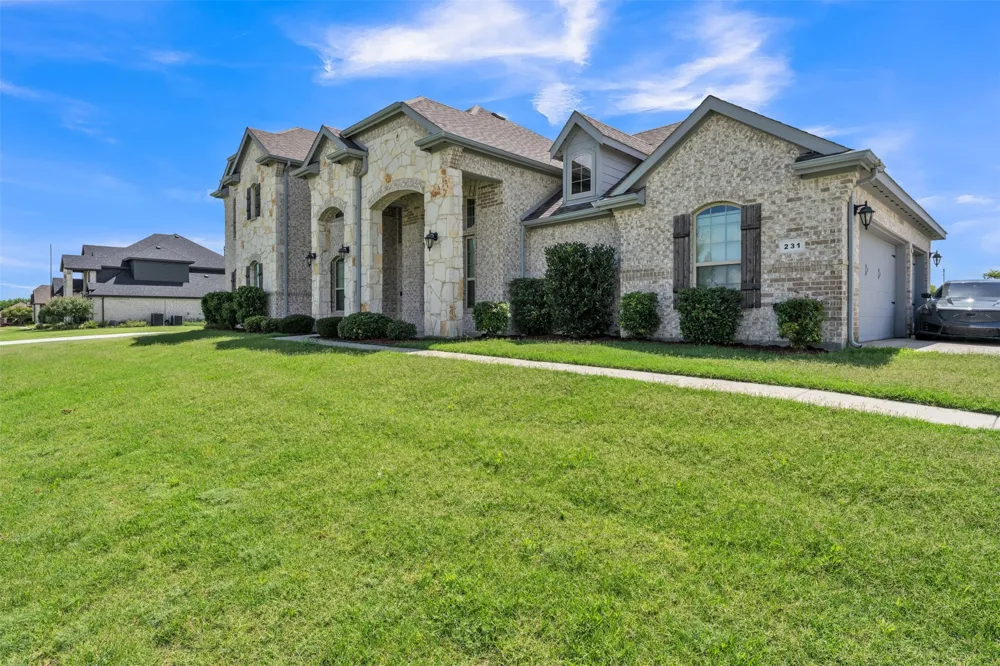 231 Berkeley Drive Waxahachie, TX 75167