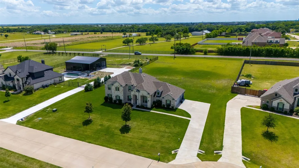 231 Berkeley Drive Waxahachie, TX 75167