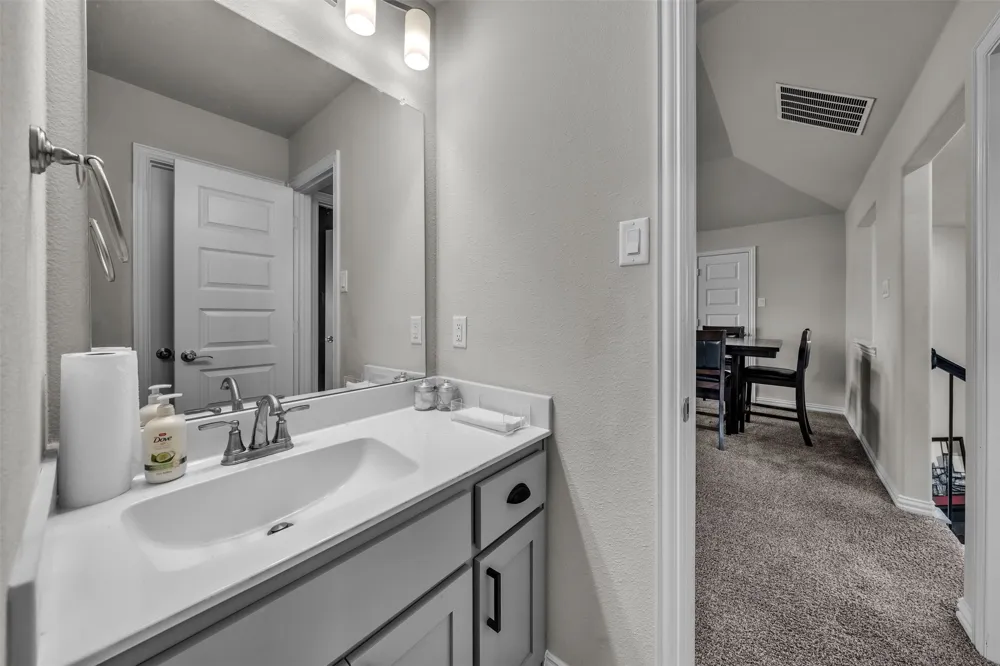 231 Berkeley Drive Waxahachie, TX 75167