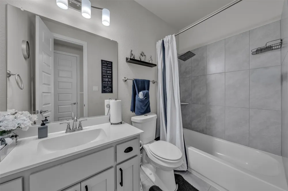 231 Berkeley Drive Waxahachie, TX 75167