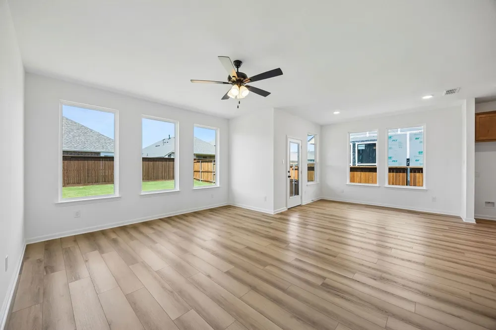 3162 Duck Heights Avenue Royse City, TX 75189
