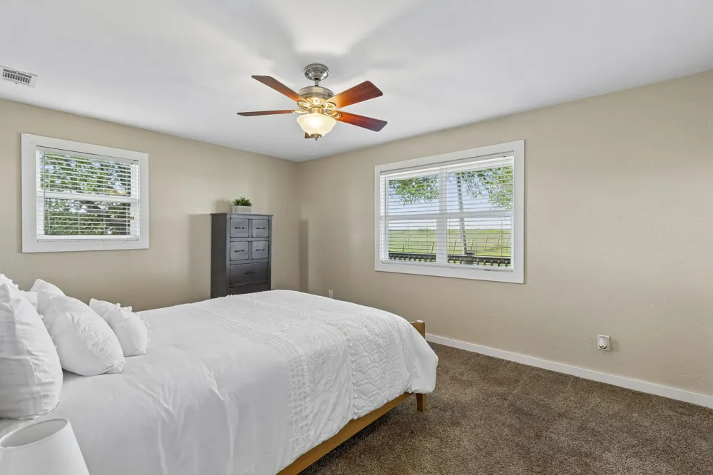 1769 County Road 596 Nevada, TX 75173