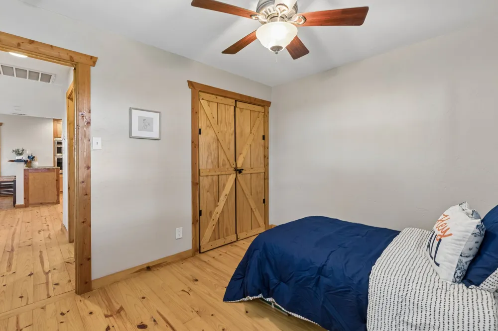 1769 County Road 596 Nevada, TX 75173