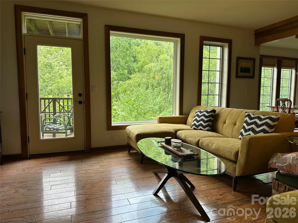 222 Creekside Way #D/101 Burnsville, NC 28714