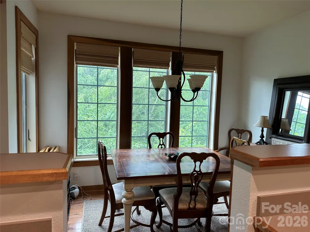 222 Creekside Way #D/101 Burnsville, NC 28714