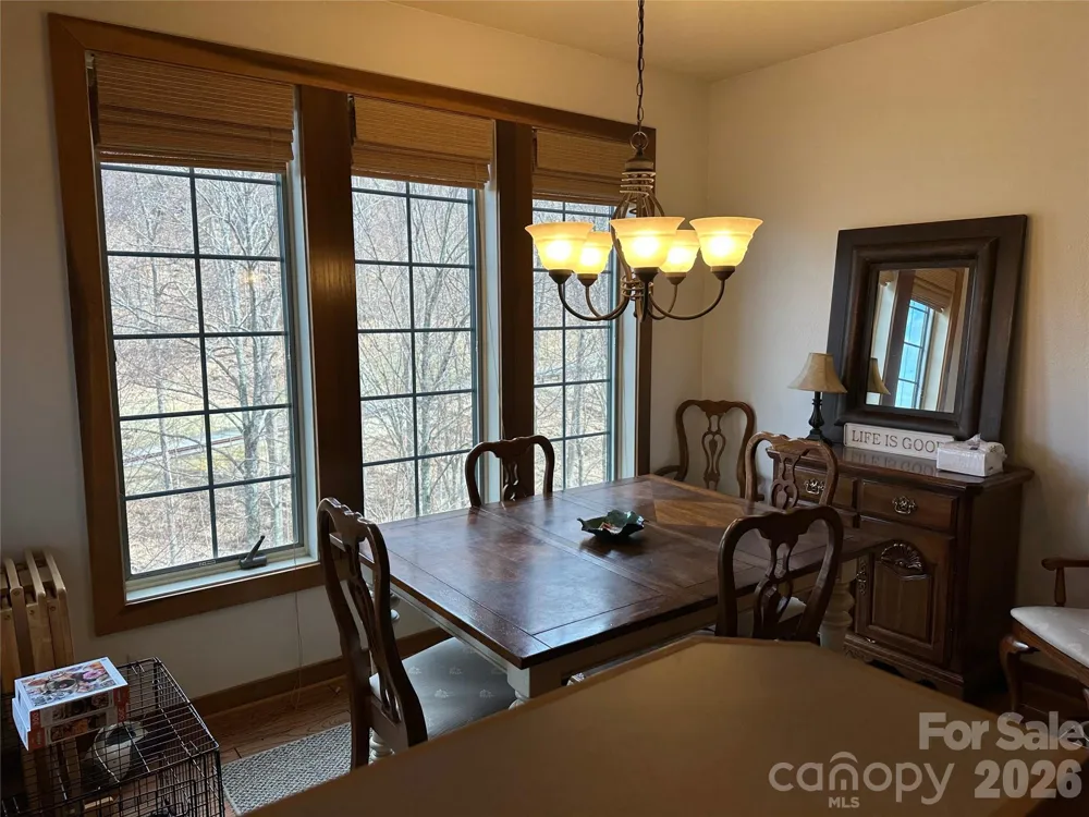 222 Creekside Way #D/101 Burnsville, NC 28714