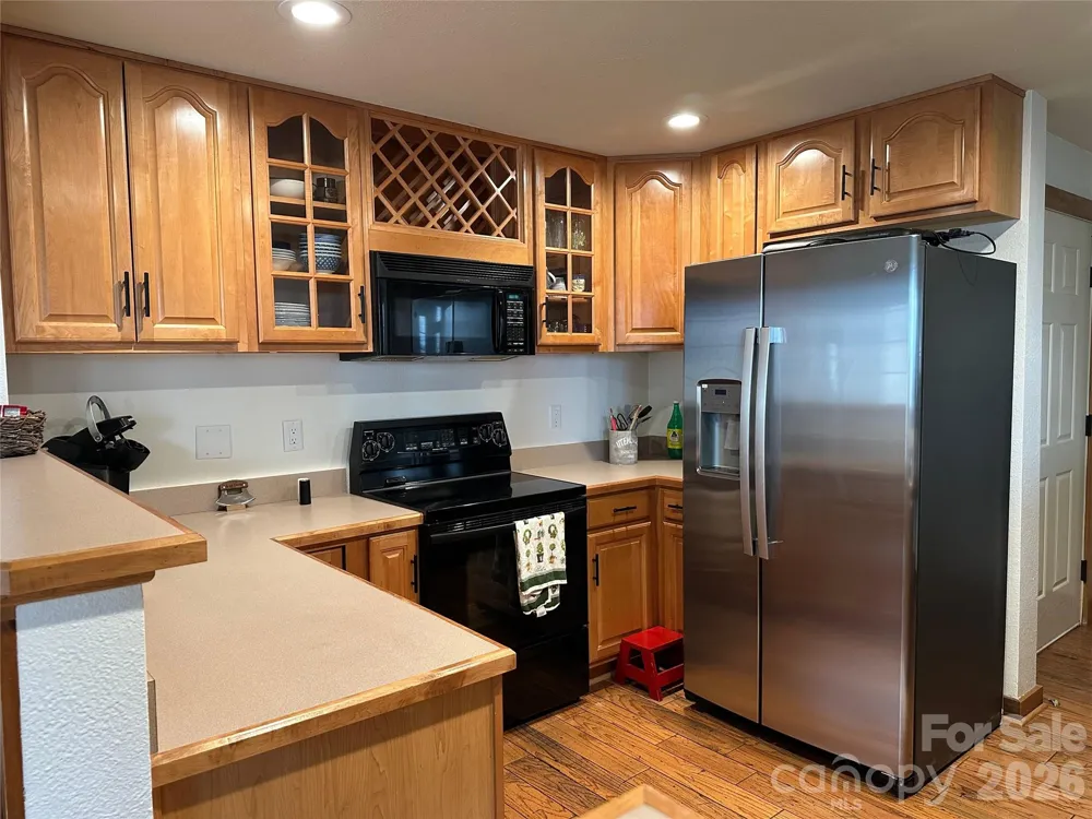 222 Creekside Way #D/101 Burnsville, NC 28714