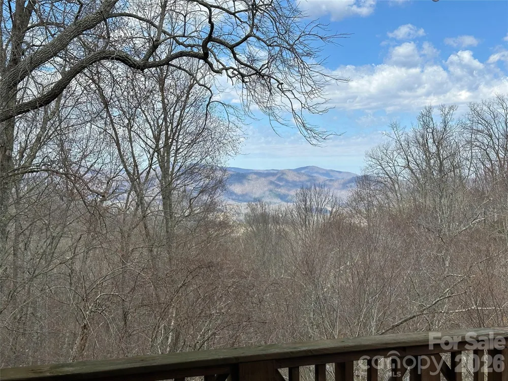 222 Creekside Way #D/101 Burnsville, NC 28714