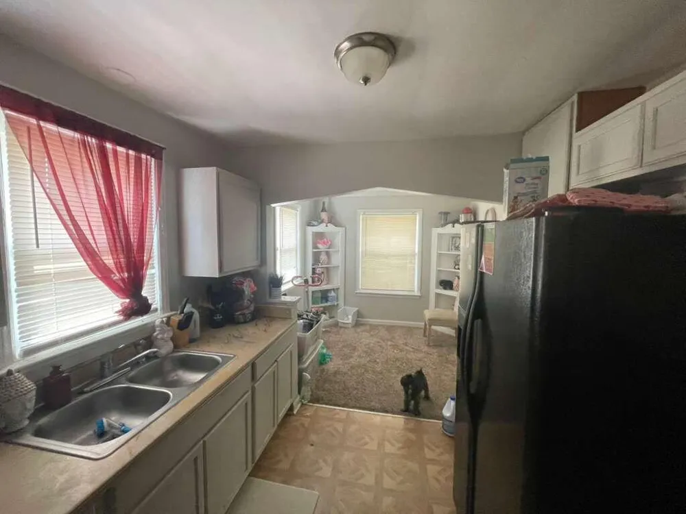 16608 Trinity Street Detroit, MI 48219
