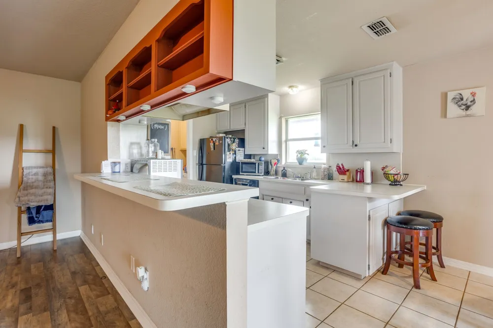 2516 County Road 415 Coyote Flats, TX 76031
