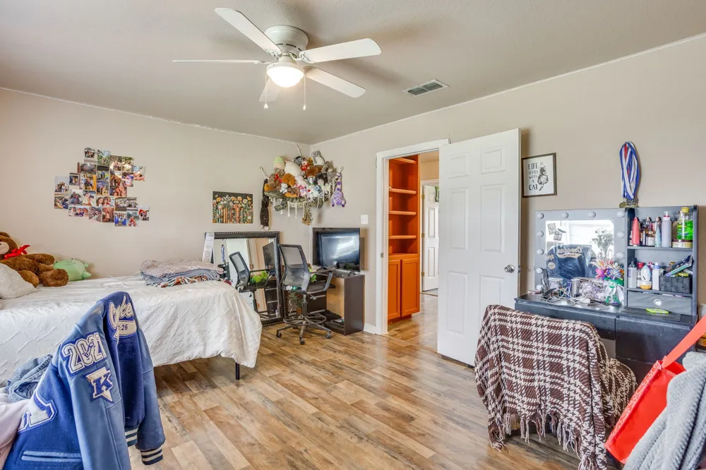 2516 County Road 415 Coyote Flats, TX 76031