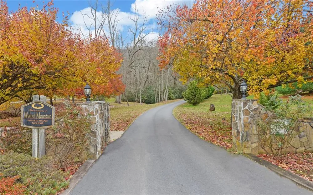 Address Not Shown Rabun Gap, GA 30568