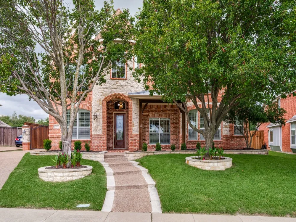 841 Wind Brook Lane Prosper, TX 75078