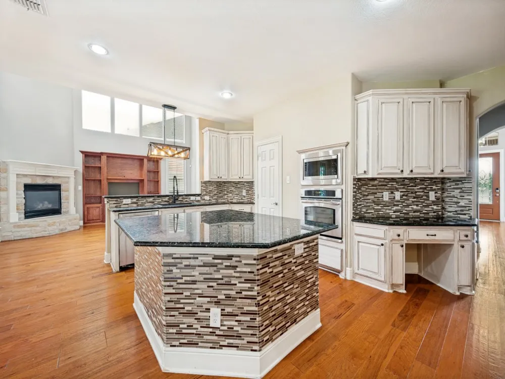 841 Wind Brook Lane Prosper, TX 75078