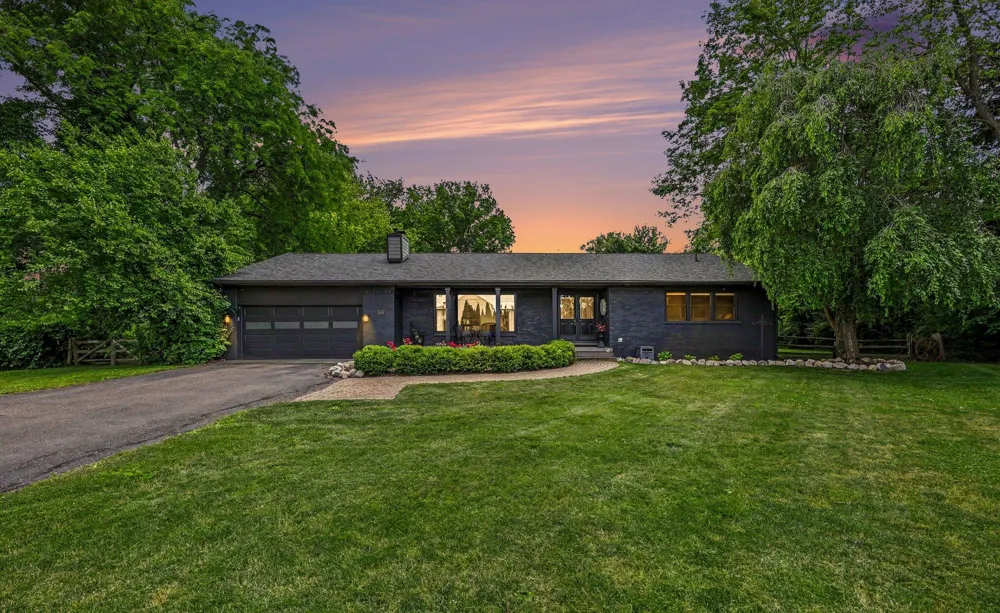 1145 W Bemis Road Saline, MI 48176