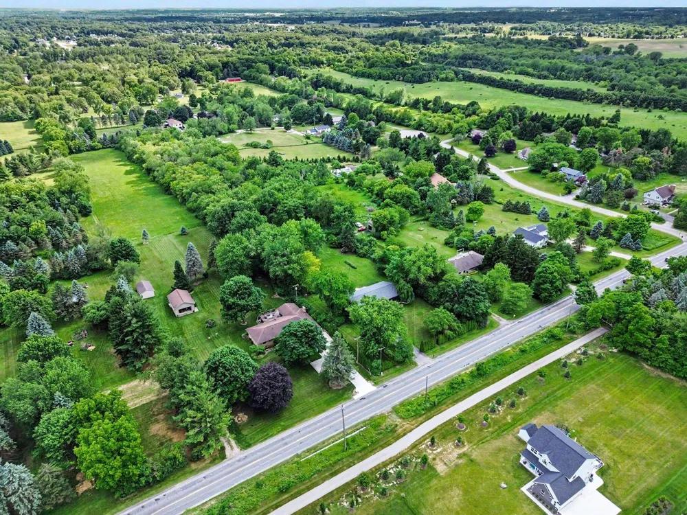 1145 W Bemis Road Saline, MI 48176