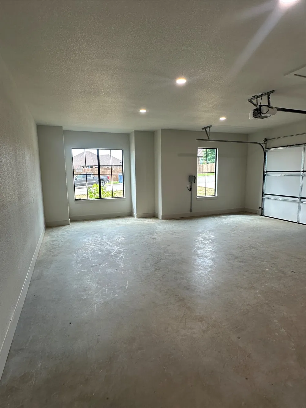 1604 N Mason Bowie, TX 76230