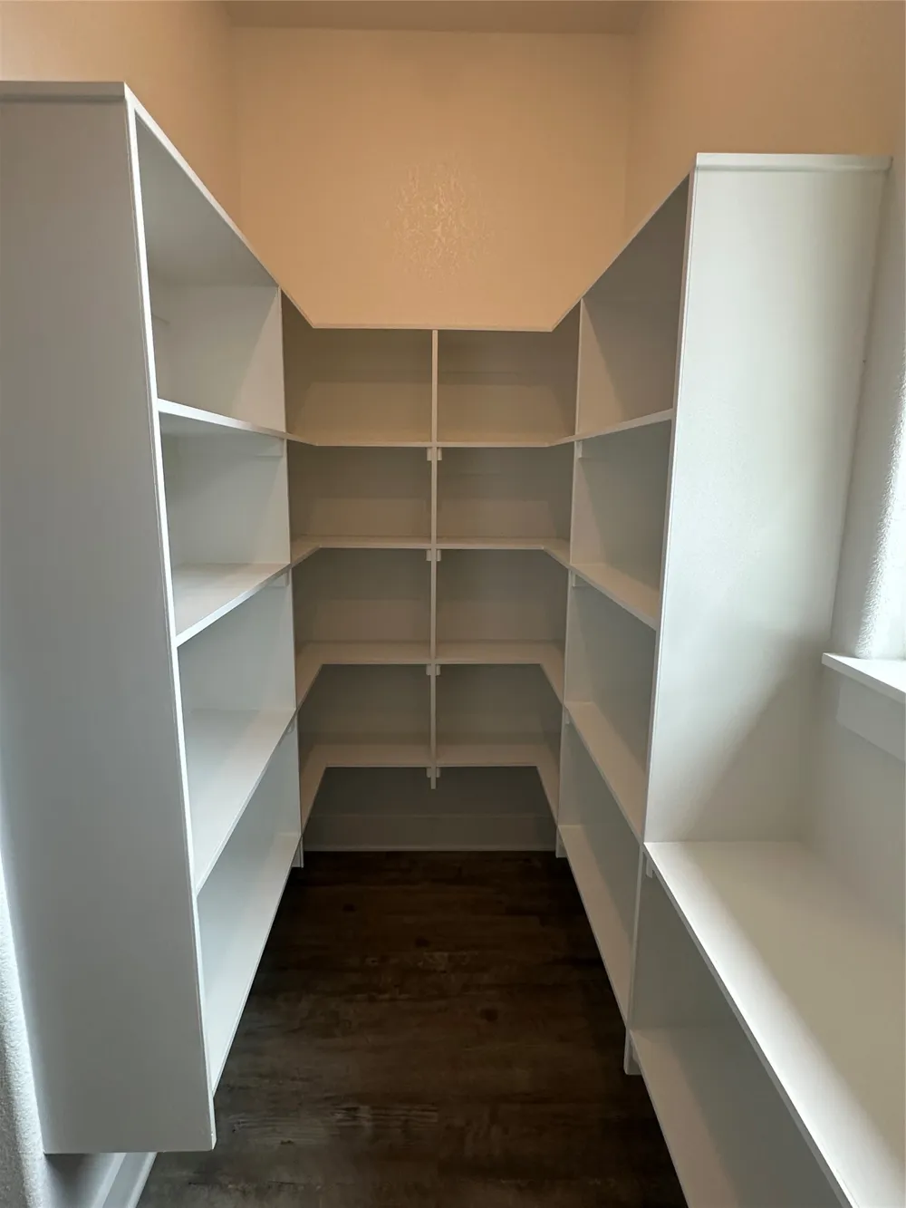 1604 N Mason Bowie, TX 76230